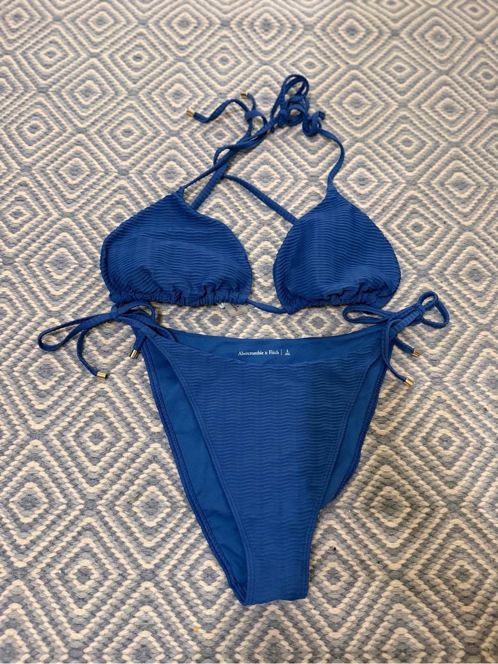 Abercrombie & Fitch Women’s Tie-Front Triangle Bikini Top and Cheeky Bottom